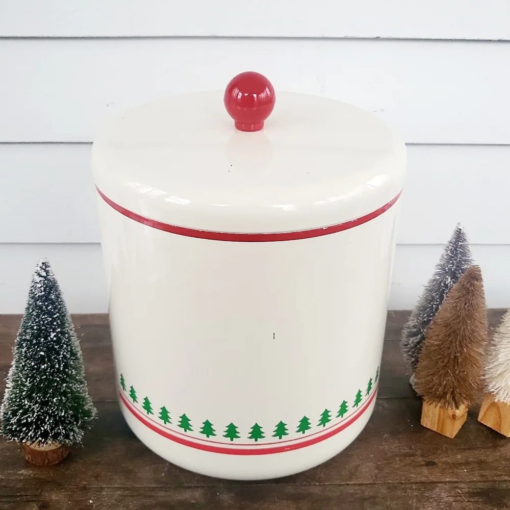 Vintage Kitschy Mid Century Shinko Lacquerware Christmas Holiday Ice Bucket